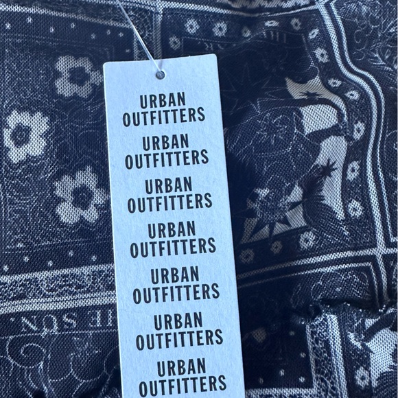 Urban Outfitters mesh mini slip dress. Mystic print - Picture 3 of 4